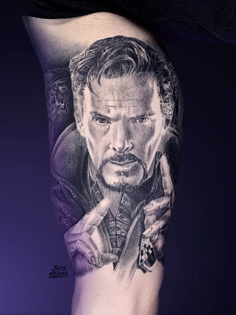 Black Square tattoo hub