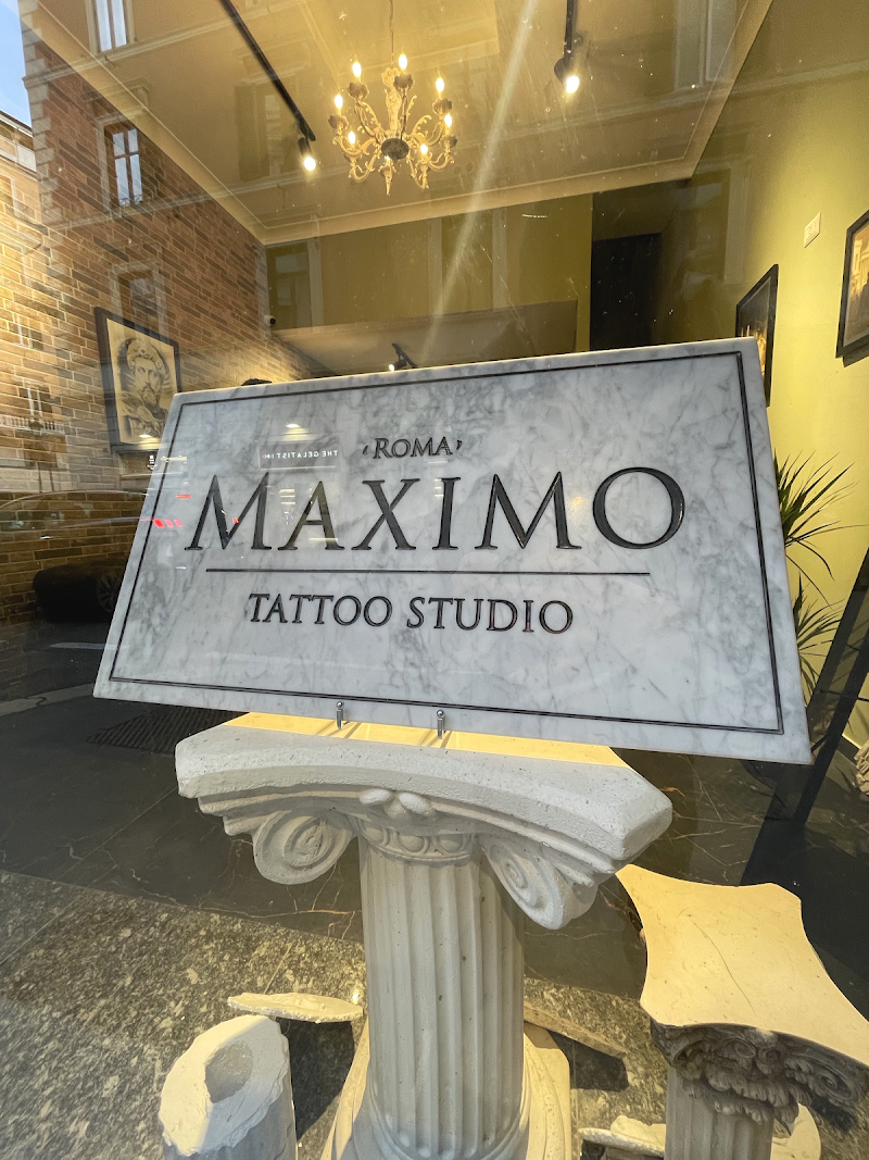 MAXIMO Tattoo Studio