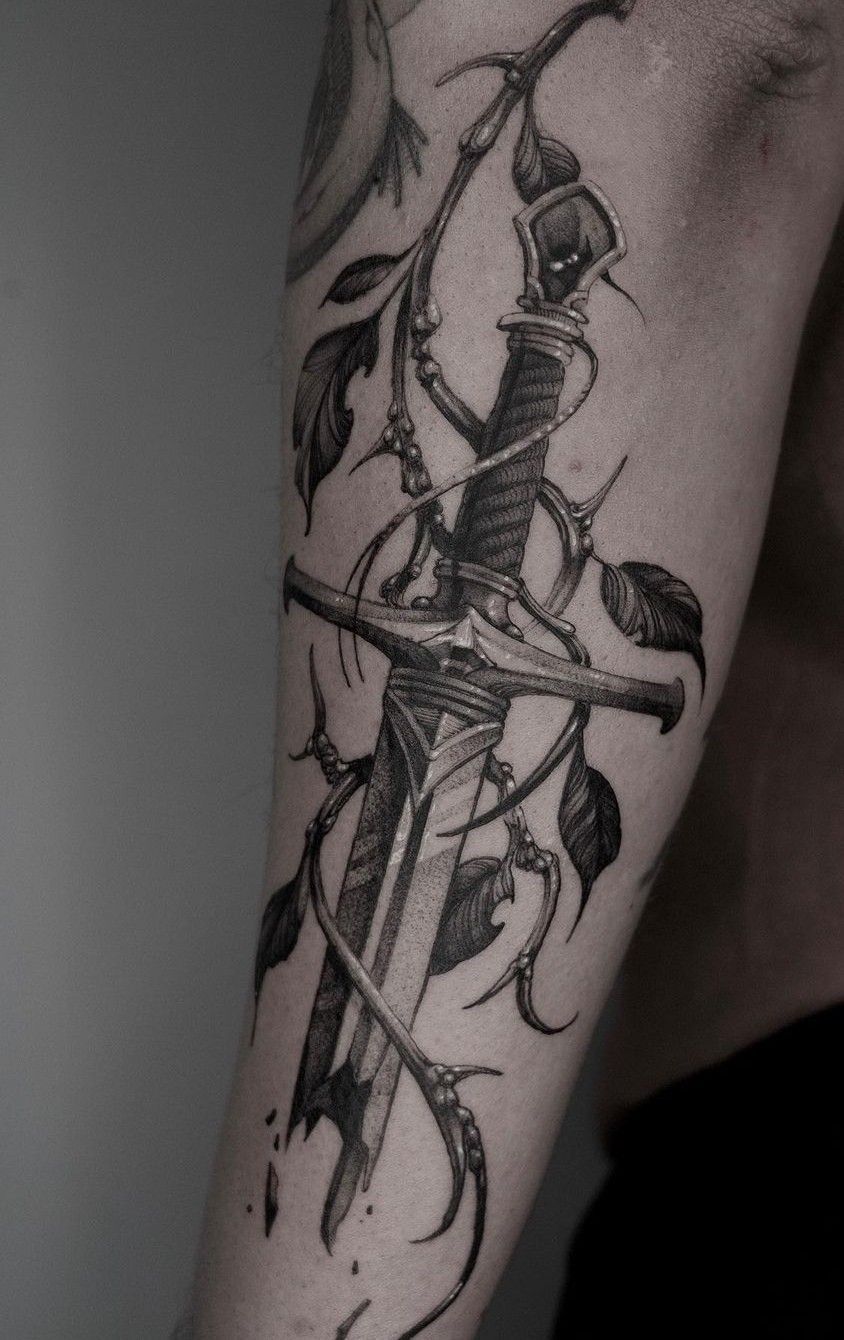 Dark academia tattoo idea #19