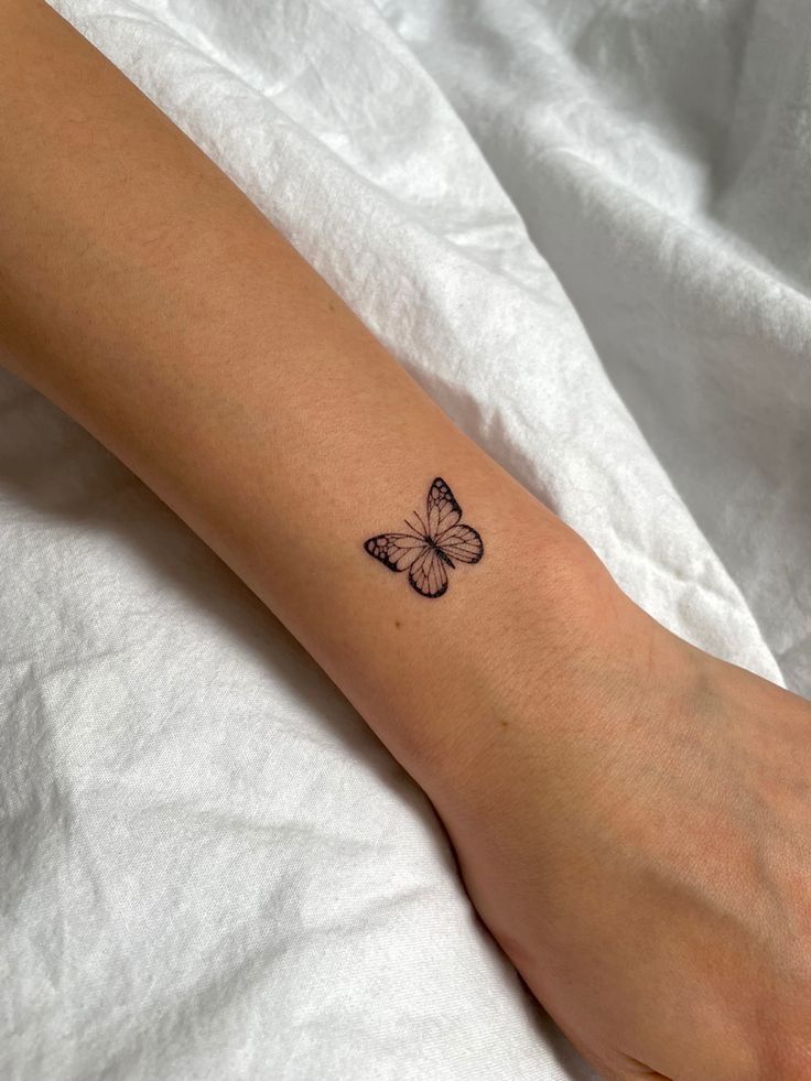 Tatouage minimaliste #32