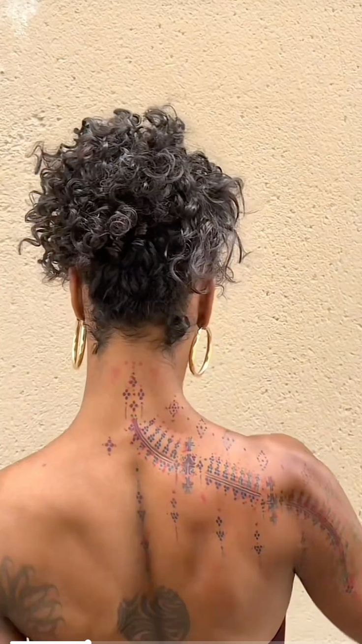 Tatouage minimaliste #38