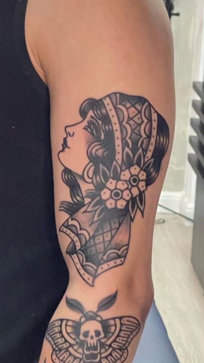 Traditional tattoo idea #29